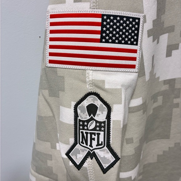 New Orleans Saints Nike Salute to Service Snow Camo Hoodie - Picture 3 of 6